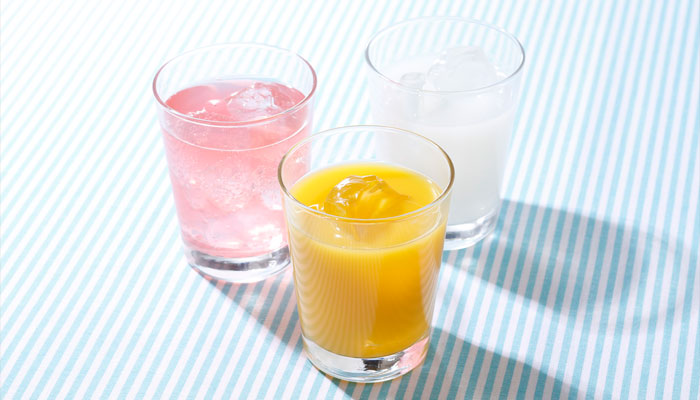 オレンジジュース・カルピスソーダ・ピンクレモネード